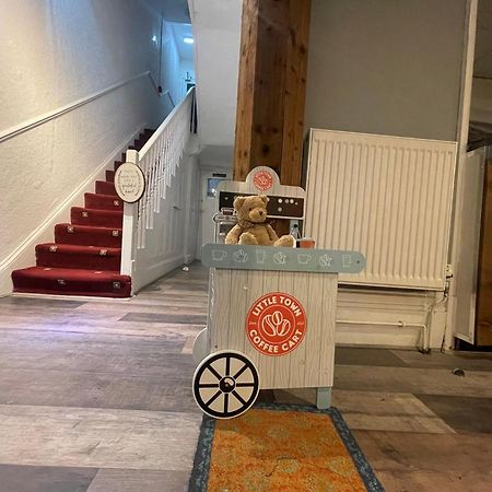Oakwell Hotel Blackpool Ngoại thất bức ảnh